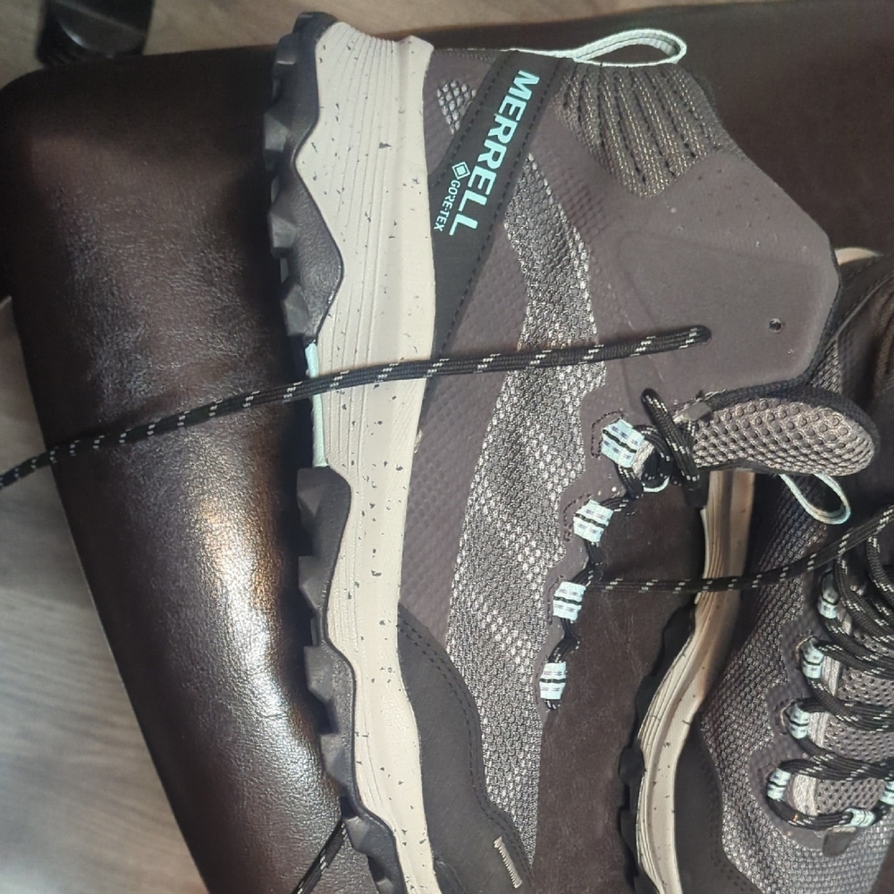 Merrell Charcoal and Teal Women's Boots Size 7 - Picture 8 of 8